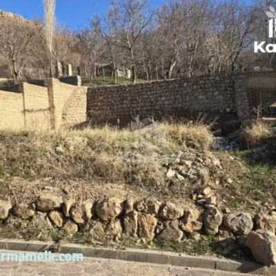 زمین ۲۰۰ متری با جواز ساخت ۳ طبقه و ویو ابدی دریاچه